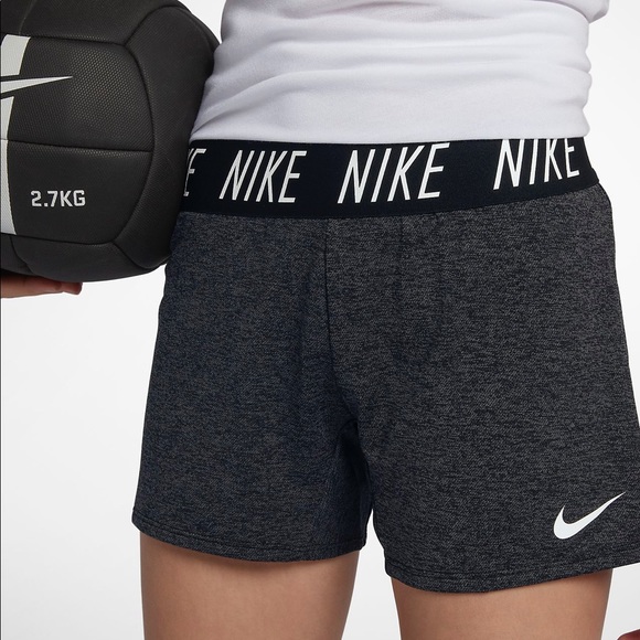 Nike Other - Nike Dri-FIT Trophy Trainer Shorts